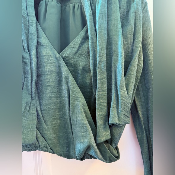 HOUSE OF HARLOW 1960 NANETTE BLOUSE - Picture 6 of 10